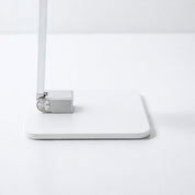 heilys® AddRed Schreibtischlampe weiß