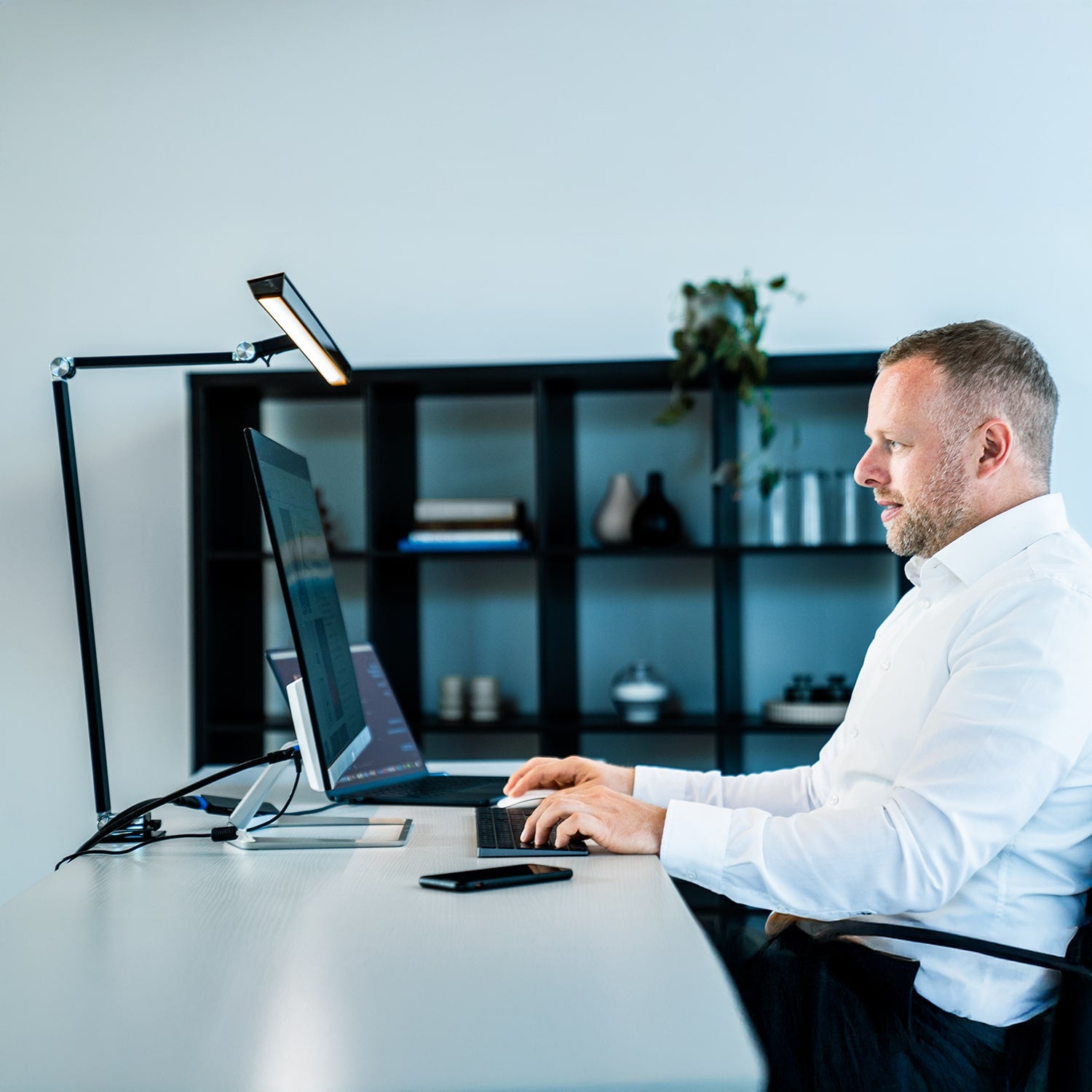 heilys® AddRed Schreibtischlampe